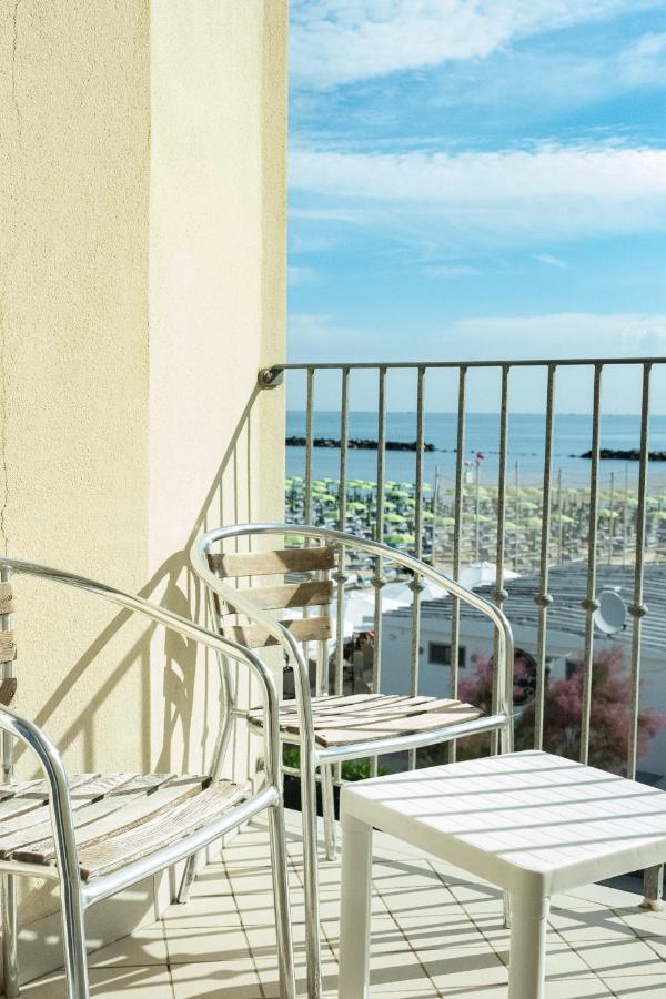 Hotel Pironi San Mauro Mare 外观 照片