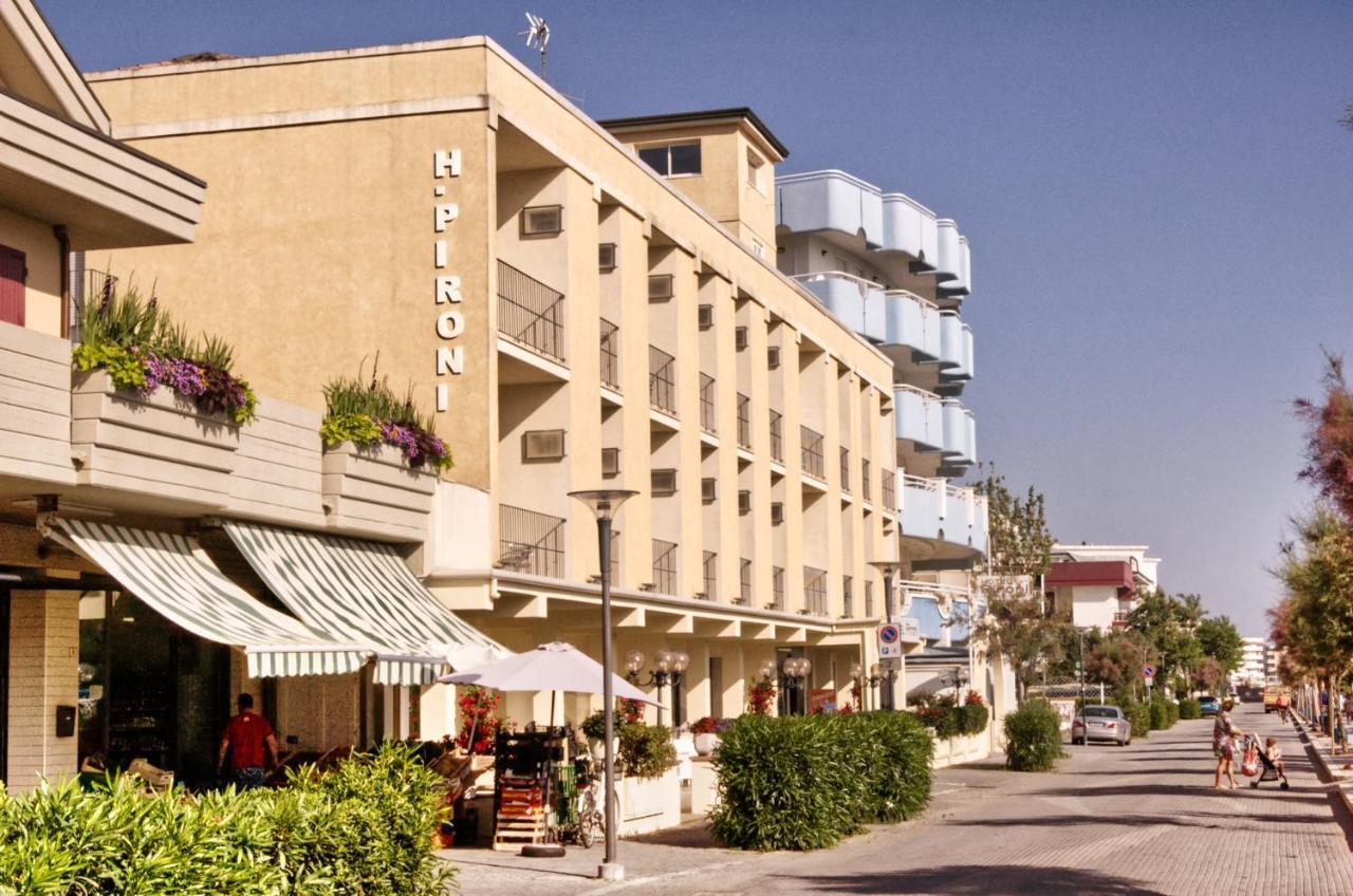 Hotel Pironi San Mauro Mare 外观 照片