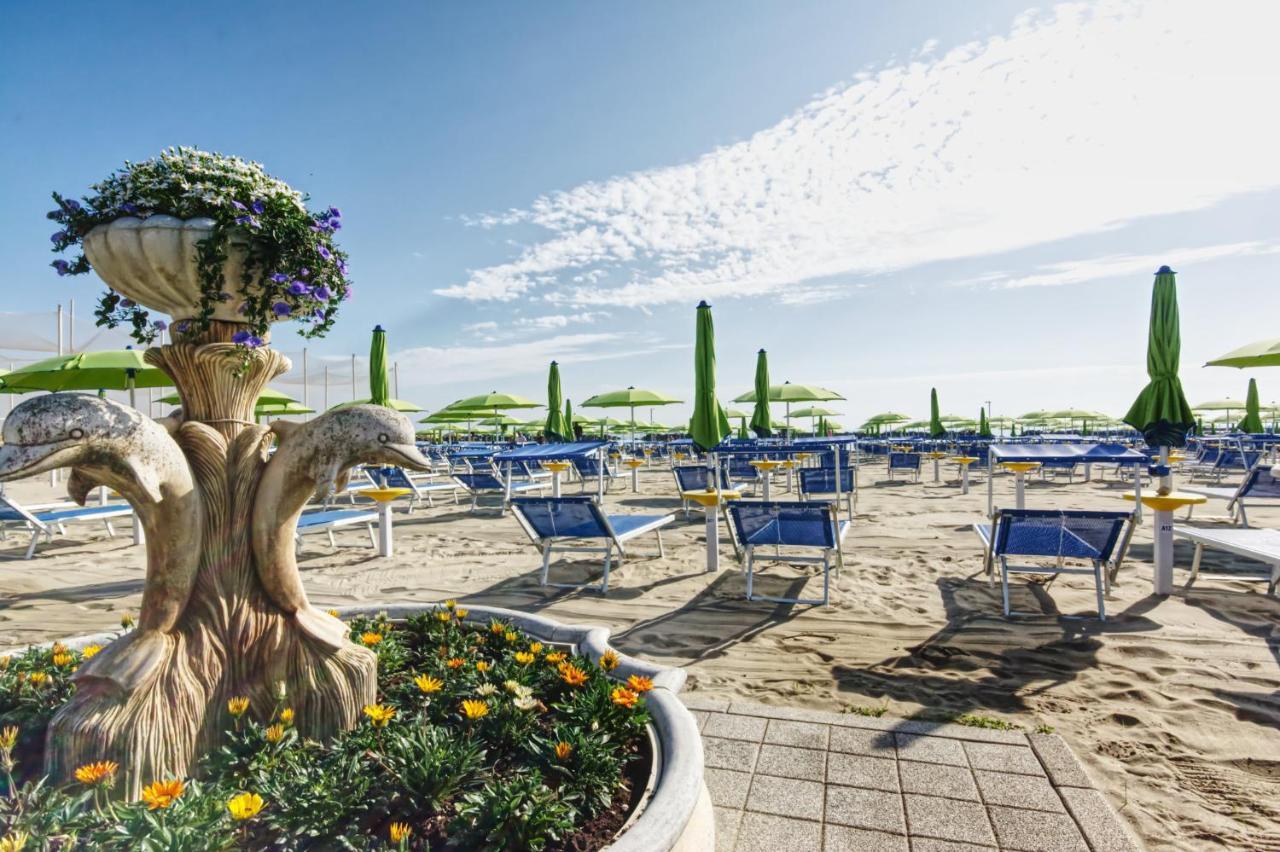 Hotel Pironi San Mauro Mare 外观 照片